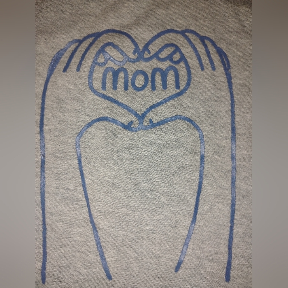 Gray T-Shirt with Blue 'Mom' Design